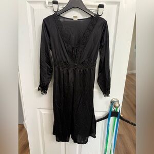 Vintage Black Lace 2-Piece Lingerie Set Sheer Nylon Nightgown Slip Made in USA S